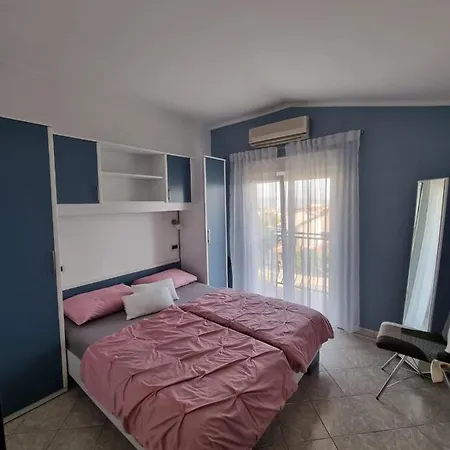 Apartment Jann Krk Town